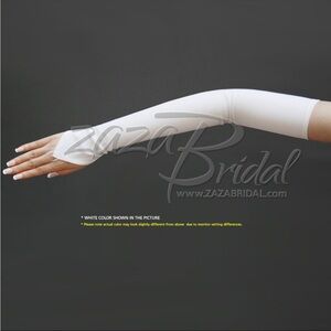 Zaza Bridal fingerless satin gloves